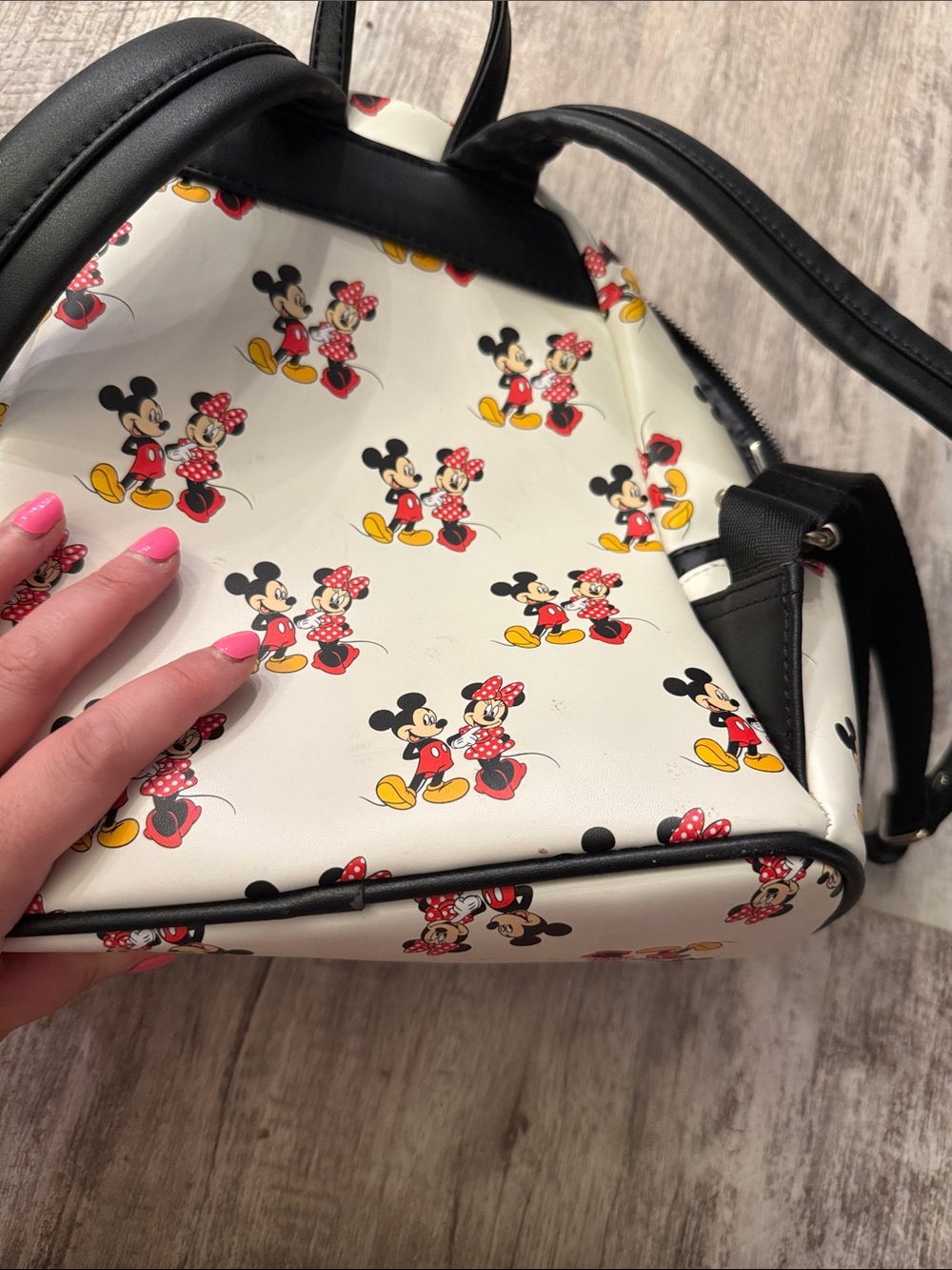 Loungefly White Minnie & Mickey Pattern Mini Backpack - Picture 4 of 5